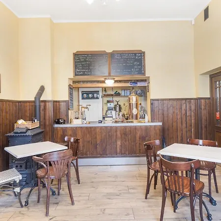 Kawerna Obornicka Pod Orlem 3* Oborniki