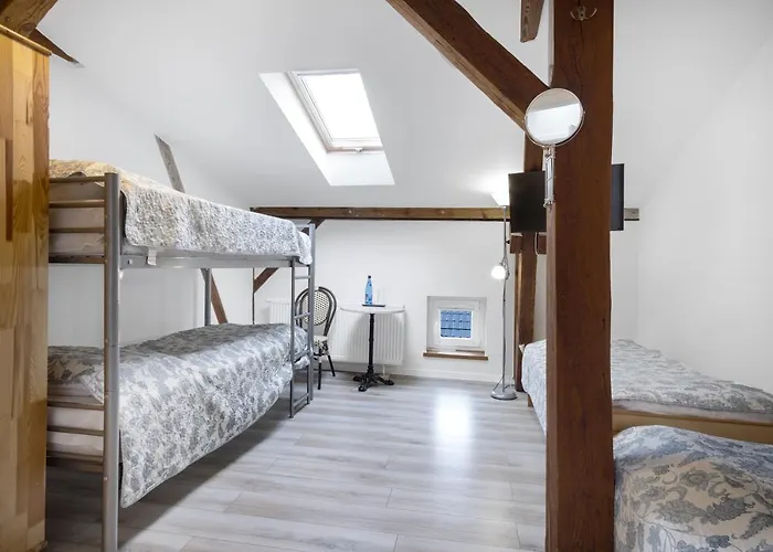 Kawerna Obornicka Pod Orlem 3*