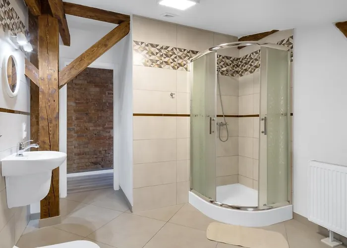 Kawerna Obornicka Pod Orlem オボルニキ