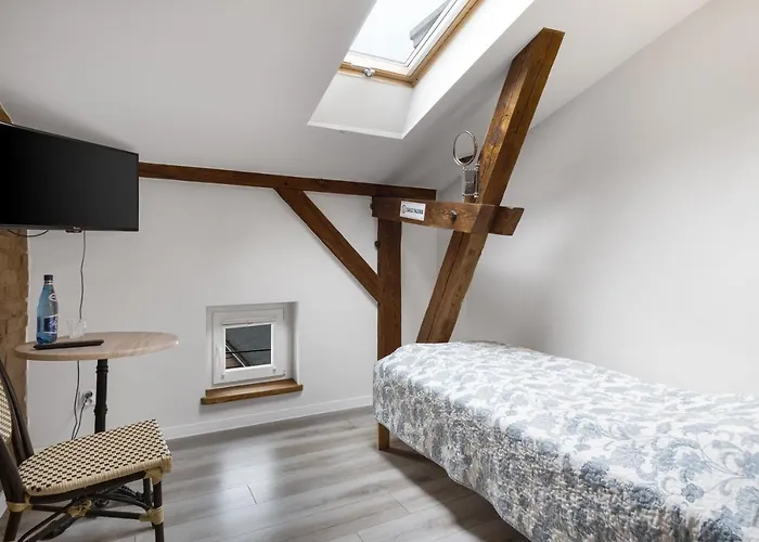 Kawerna Obornicka Pod Orlem 3* Oborniki