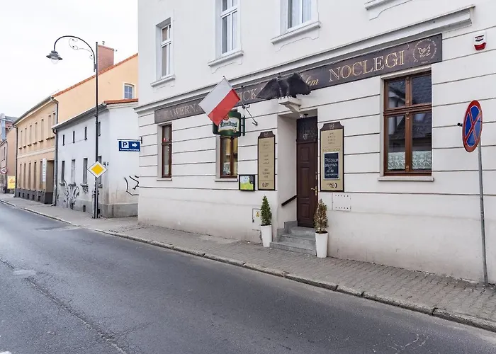 Kawerna Obornicka Pod Orlem 3* Oborniki