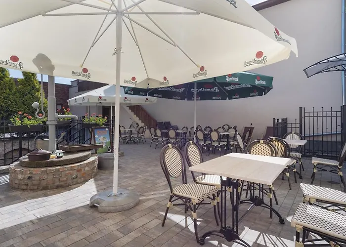 Kawerna Obornicka Pod Orlem 3* Oborniki