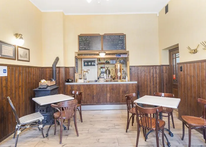 Kawerna Obornicka Pod Orlem 3* Oborniki